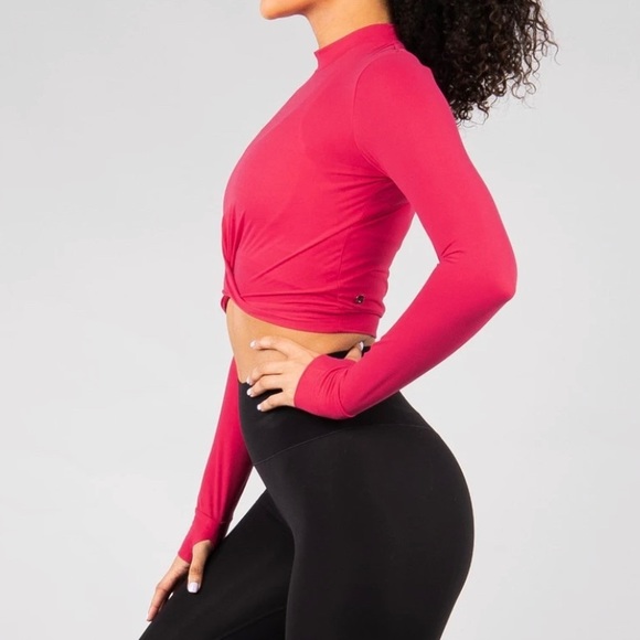 Knotty & Nice Crop - Raspberry - Picture 3 of 4